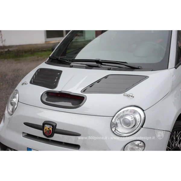 PISTA BONNET WITH CARBON AIR INTAKES - CADAMURO